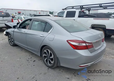 2017 Honda Accord Ex z USA, uszkodzony, nr VIN 1HGCR2F72HA157328